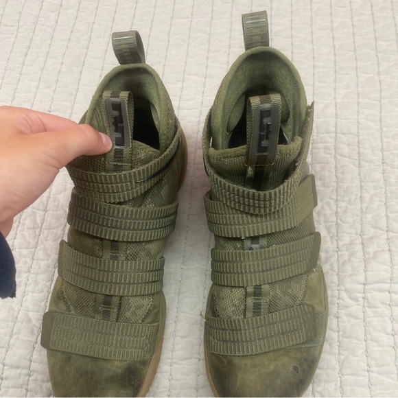 Nike Lebron Soldier 11 Basketball Shoes Camo - Picture 6 of 11